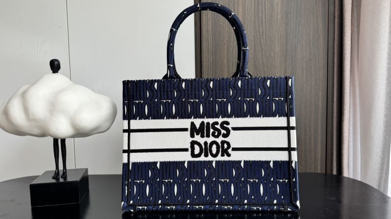 Christian Dior Shopping Bags